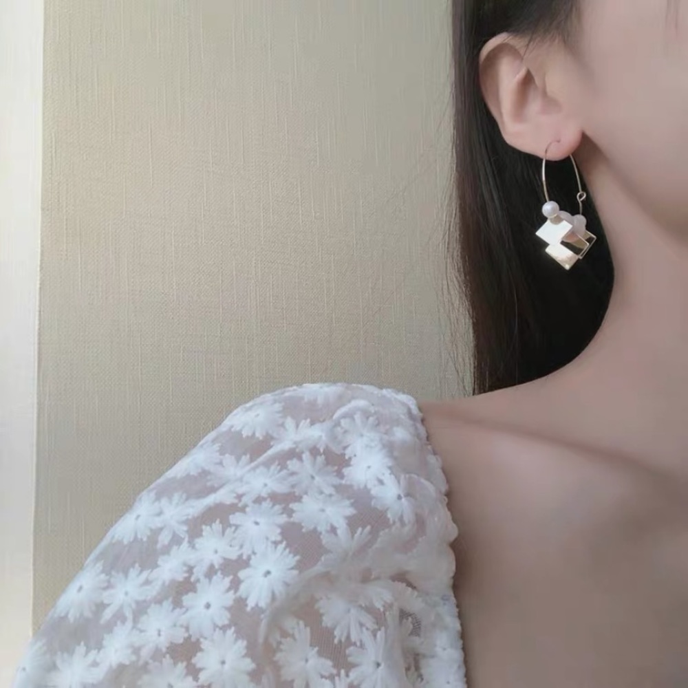 Urban Chic Hoops Earrings - Picture 5 of 9